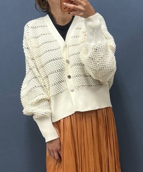 Dignite collier ディニテコリエ 立体ジャガード ボリュームスリーブカーディガン