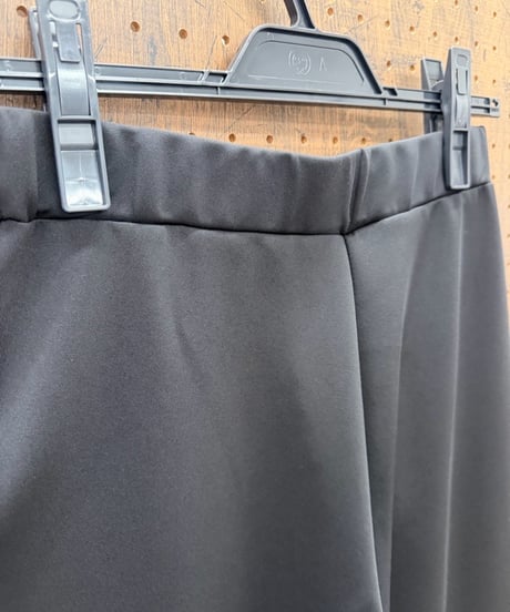 Pauline Bleu ポリーヌブロー　ソフトボンディング タック入り コクーンパンツ