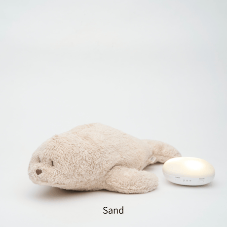 【ご予約】Moonie 2.0 Organic Humming Seal With A Lamp  [ナイトライト ハミングベア ファーストトイ  ぬいぐるみ