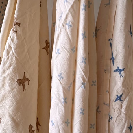 Bluebirds Swaddle Blanket / Studley