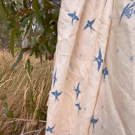 Bluebirds Swaddle Blanket / Studley