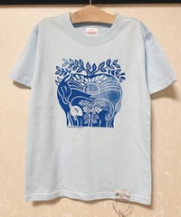 【一点もの】牛の親子｜キッズTシャツ5.6oz［ライトブルー／130cm］
