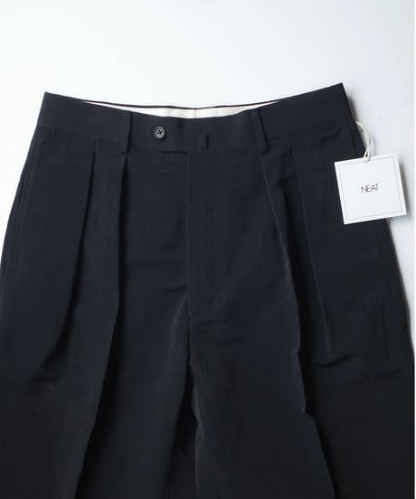 NEAT Peach Grosgrain Standard -Black