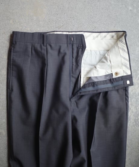 Burberrys Summer Material Color Slacks -1