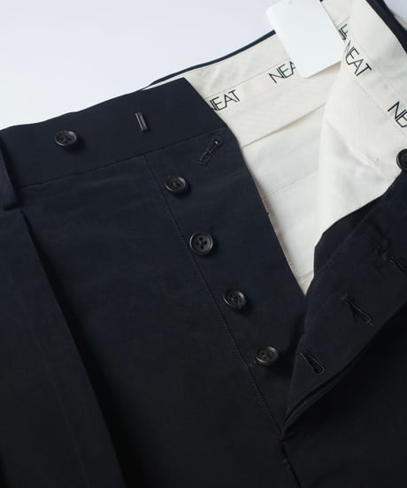 NEAT Peach Grosgrain Standard -Black