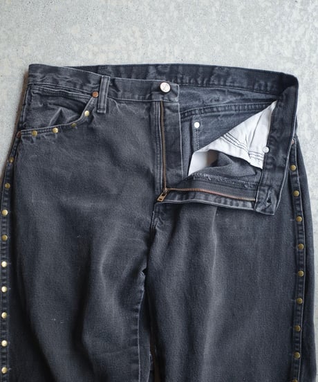 Wrangler Studded Black Denim -4