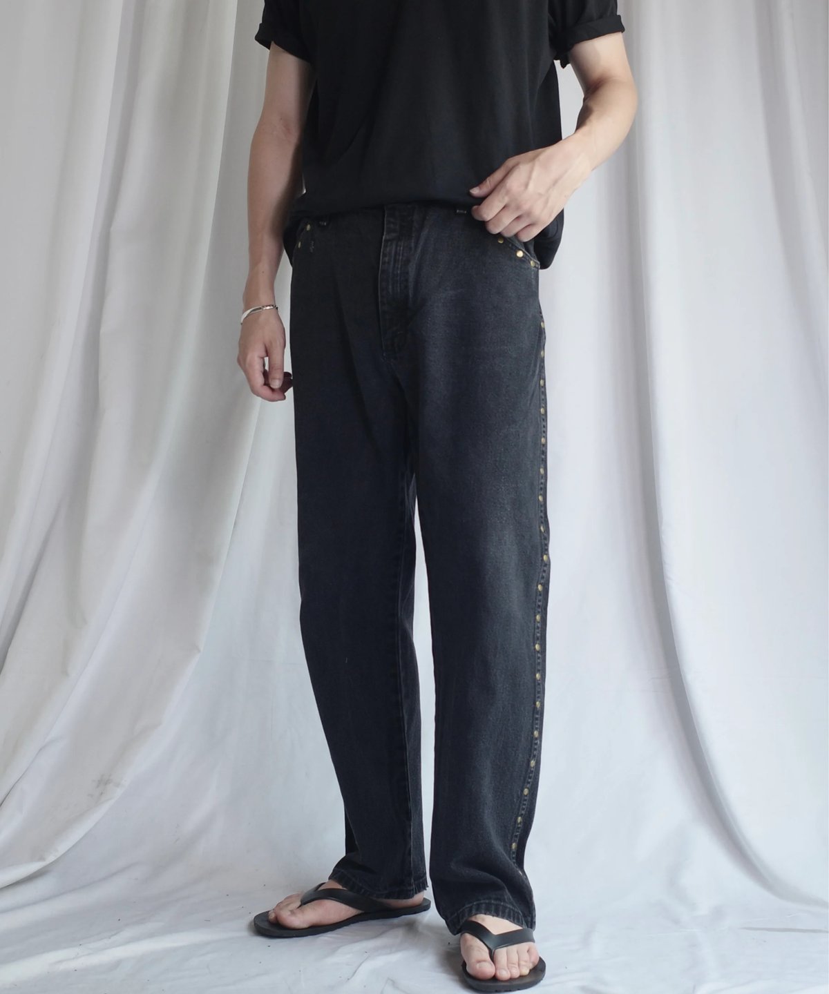 【美品】40/29 Wrangler × DAMAGEDONE テーパード 黒 Wrangler Studded Black Denim -9 | DAMAGEDONE 2nd