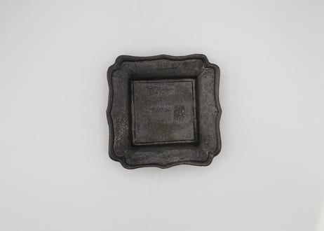 渡辺信史　w4綾花向付け 炭化黒