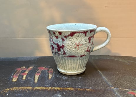 松尾三希子　半磁器色絵ピンクのマグA4