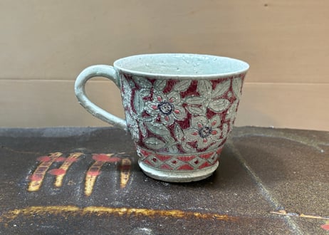 松尾三希子　半磁器色絵ピンクのマグA1