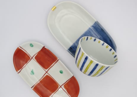 古川章蔵　色絵磁器赤絵市松小判皿B
