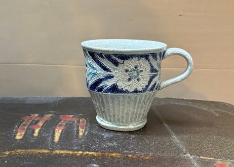 松尾三希子　半磁器色絵緑のマグC2