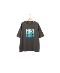 " HEJ! HEJ! HEJ! " half sleeve tee / amn-CS-110 / carbon