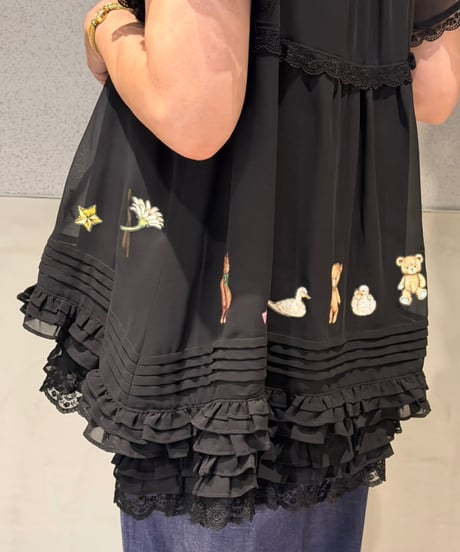 【現物・3L】ペタペタデコレーションブラウス •ベア