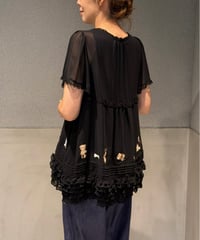 【現物・3L】ペタペタデコレーションブラウス •フォーチュン