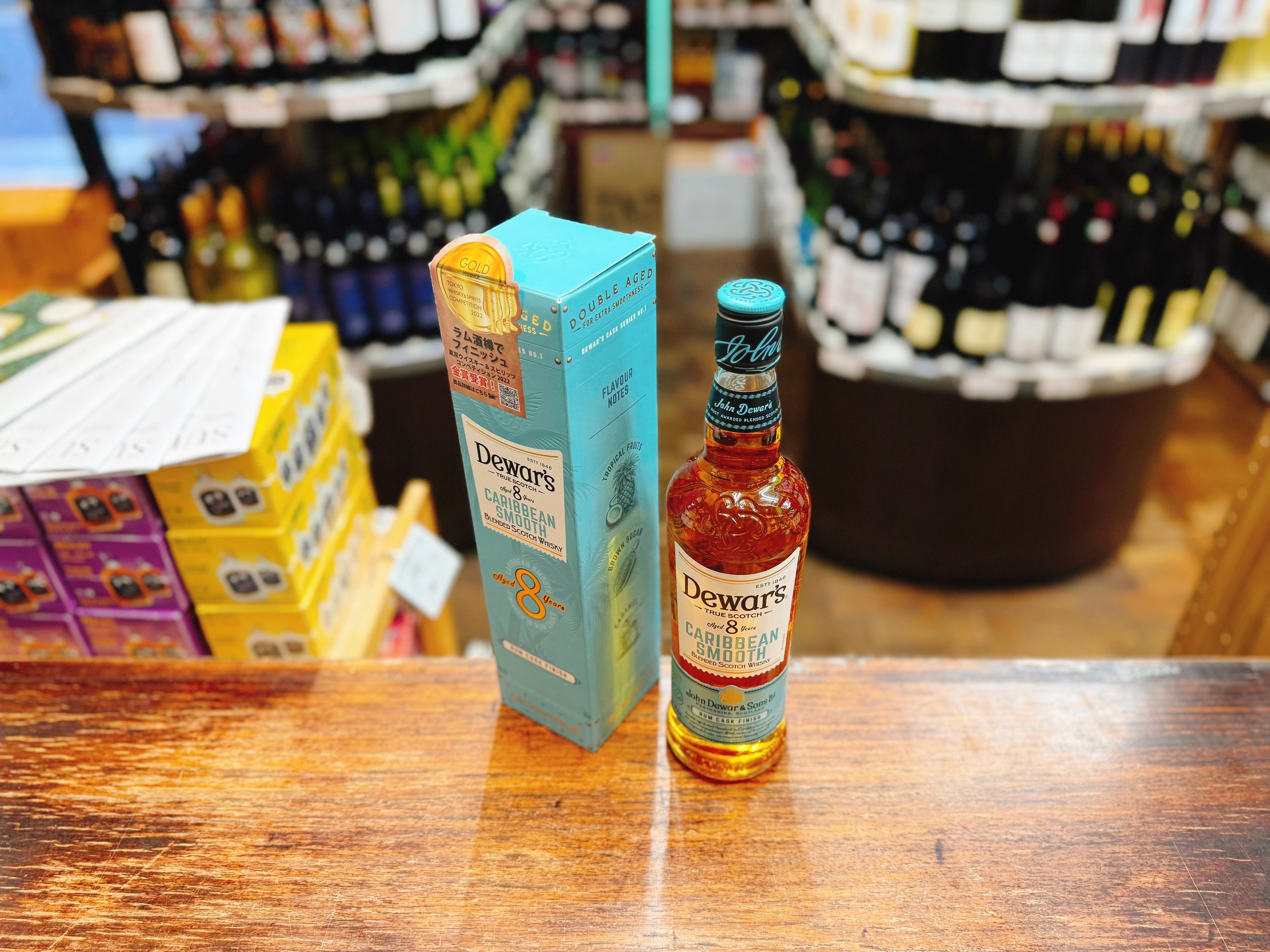 Dewar's 8年 カリビアンスムース 4本セット デュワーズ カリビアンスムース 8年 40° 700ml | 大塚酒店