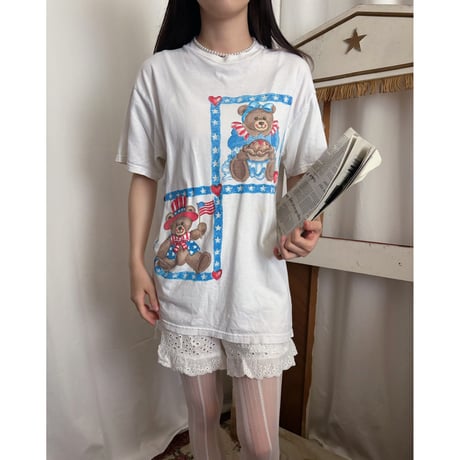 Vintage heart bear T-shirt