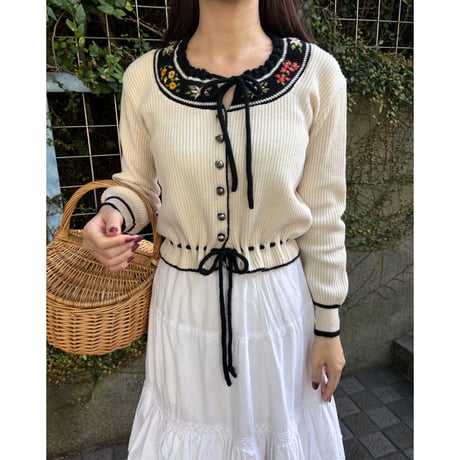 Vintage floral embroidery ribbon cardigan