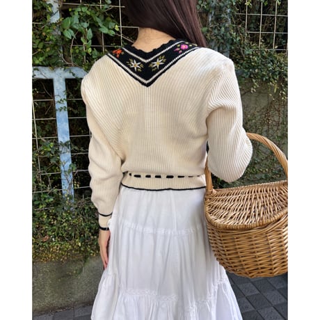 Vintage floral embroidery ribbon cardigan