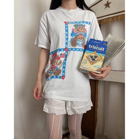 Vintage heart bear T-shirt