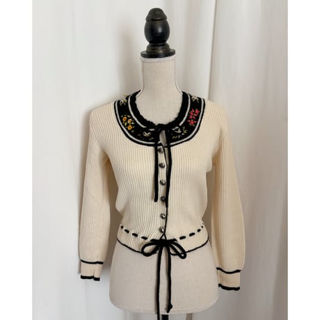 Vintage floral embroidery ribbon cardigan