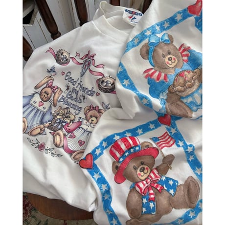 Vintage heart bear T-shirt