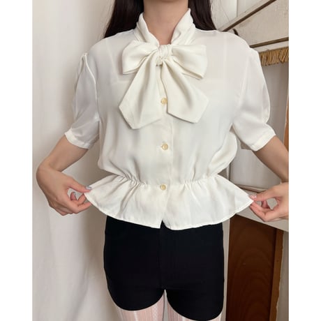 Vintage bowtie peplum blouse