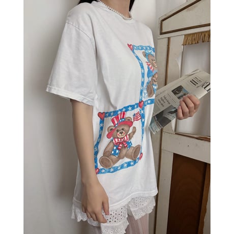 Vintage heart bear T-shirt