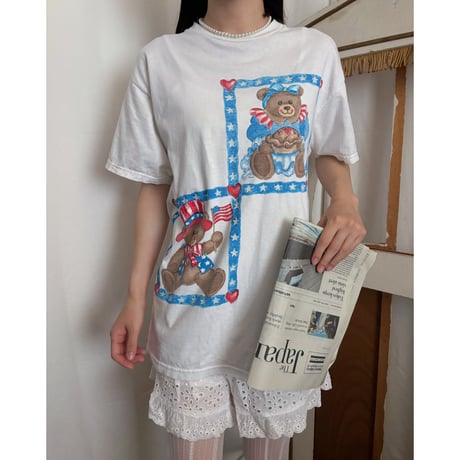 Vintage heart bear T-shirt