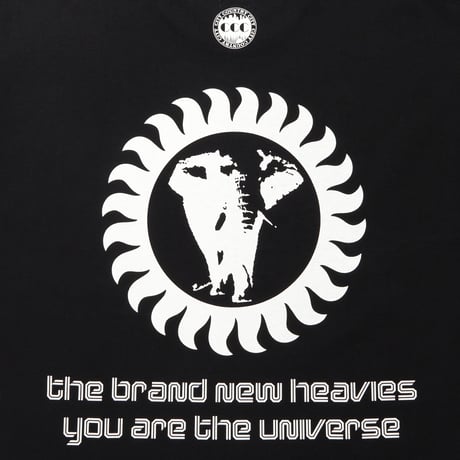 CITY COUNTRY CITY x the brand new heavies_Cotton T-shirt _You are the universe_Black