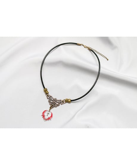 【Hiina Rose】／バット×クロス アラベスク・レザーネックレス（レッド）