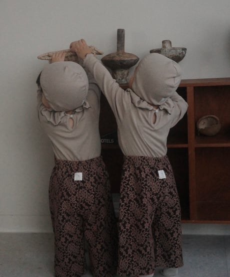 UANDEL - Vintage Floral Lace Pants