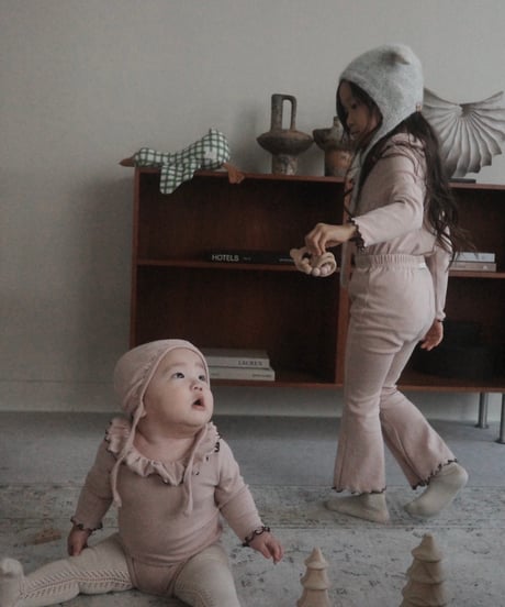 UANDEL- Mellow Collared Romper (Dusty Pink)