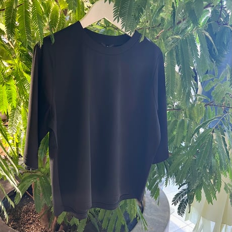 5分袖万能Tシャツ