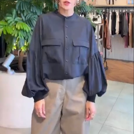 ボリュームスリーブシャツ