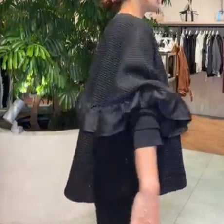 ビッグワッフルフリルブルゾン