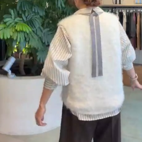 バックリボンストライプブラウス