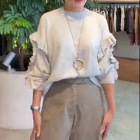 コットンカシミアフリルオーバーニット