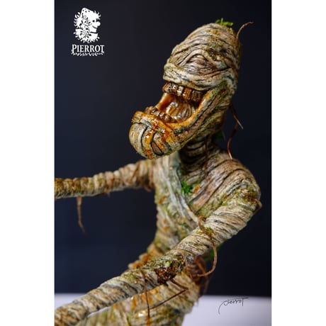 Original Mummy ― 木と植物に侵食されたミイラ男