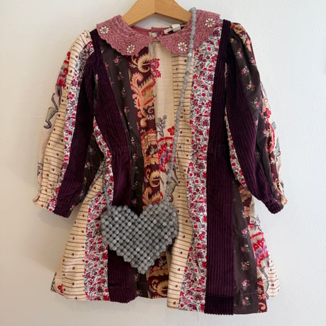goodots.   heart beads pochette 10/9new