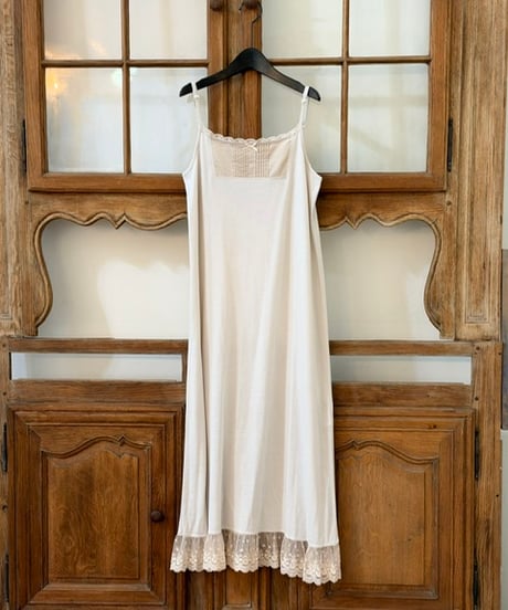 【M】pin tuck yoke  one-piece
