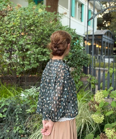 【M】GARACHIGAI blouse