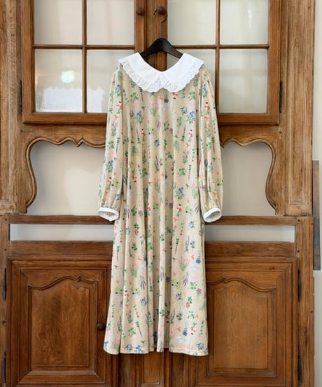 【M】Bloom one-piece