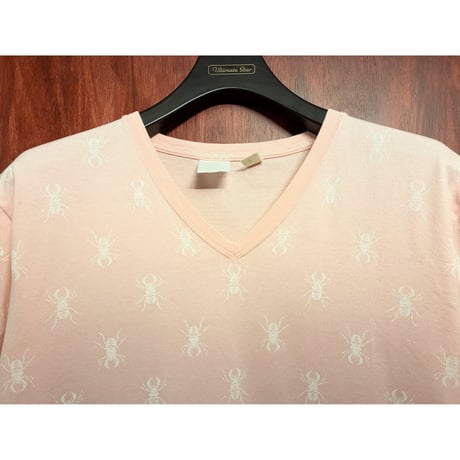 MADE IN JAPAN製 PHENOMENON 2008年モデル クワガタプリント 半袖VネックTシャツ ピンク Lサイズ