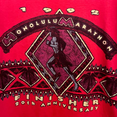 希少 MADE IN USA製 90s Hanes 1992 HONOLULU MARATHON FINISHER 20th ANIVERSARY シングルステッチ プリントTシャツ レッド Mサイズ