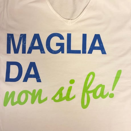 MADE IN ITALY製 MAGLIA 「MAGLIA DA non si fa!」 プリント入り VネックTシャツ ホワイト Sサイズ