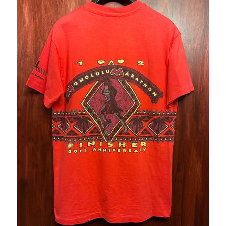 希少 MADE IN USA製 90s Hanes 1992 HONOLULU MARATHON FINISHER 20th ANIVERSARY シングルステッチ プリントTシャツ レッド Mサイズ