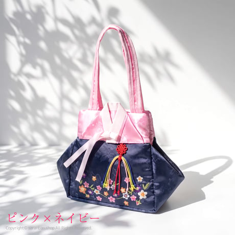 チマチョゴリ刺繍バッグ（全２色）