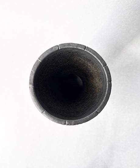 Rivet 燻し銀彩 花器