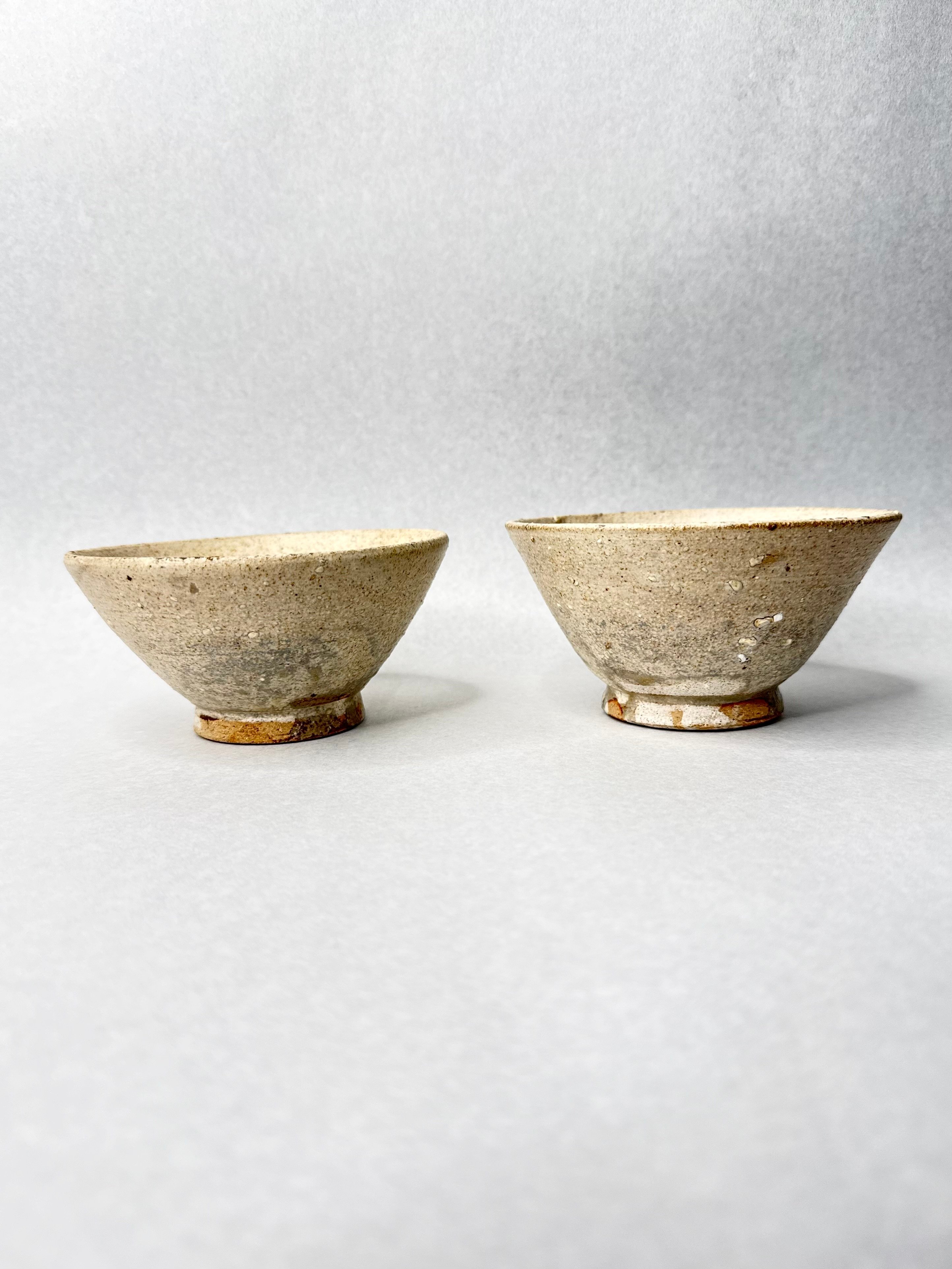 最終価格・希少・抽選購入品｜姫野翔太 陶芸作品 花器 【高さ18 口径8,5】 姫野翔太・粉引飯碗 10月限定セット3 | t.roots